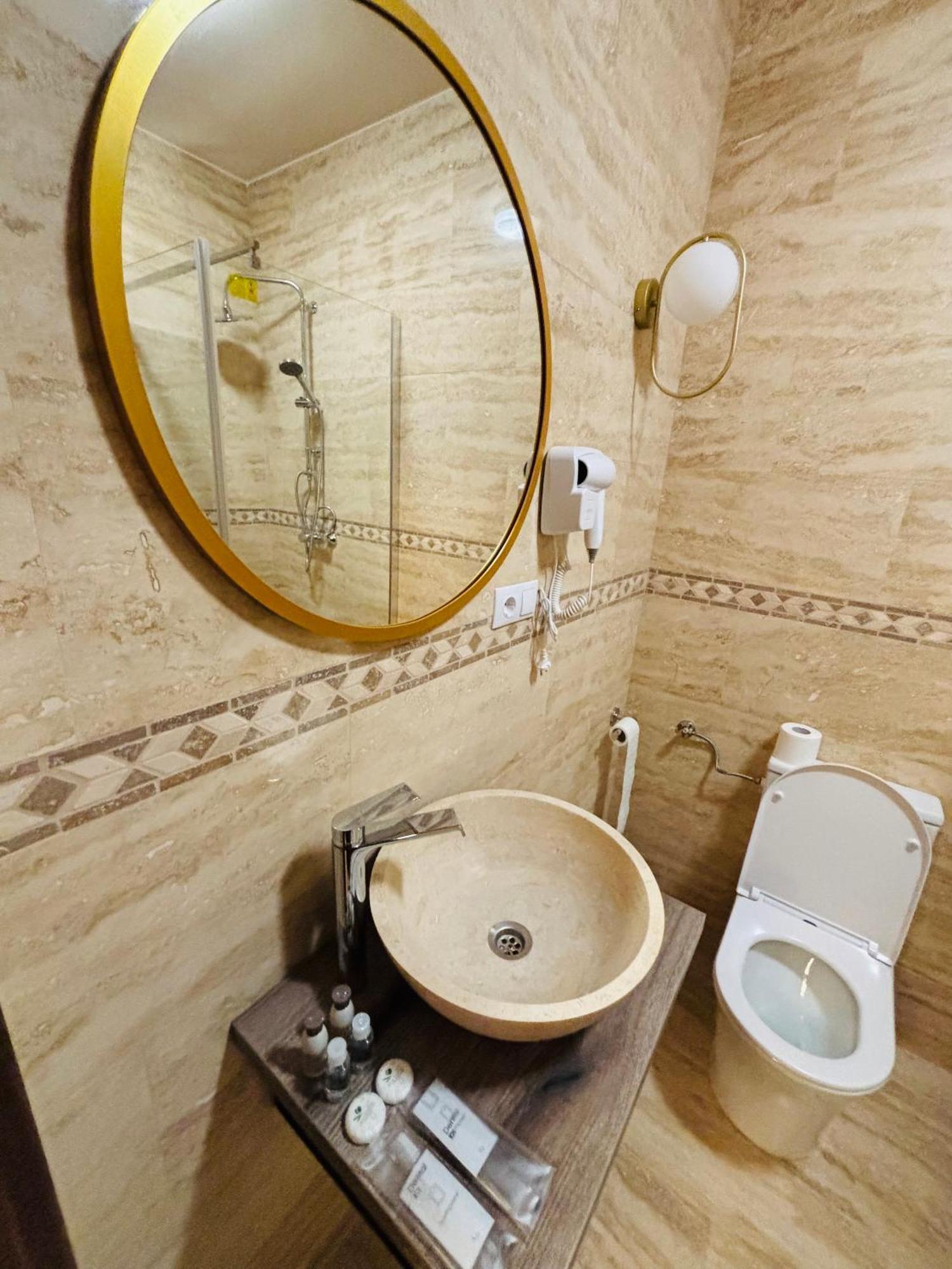 Mellis Boutique Hotel
