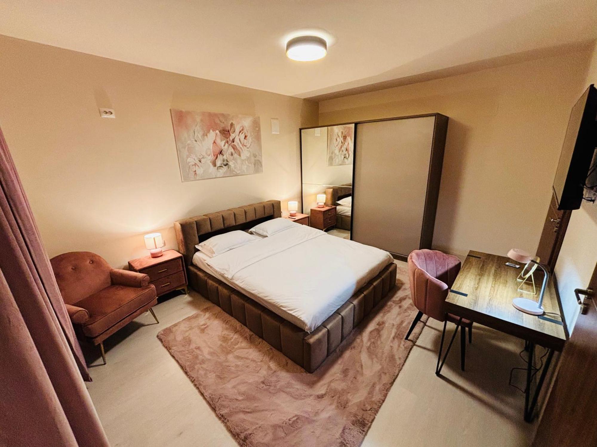 Mellis Boutique 3*