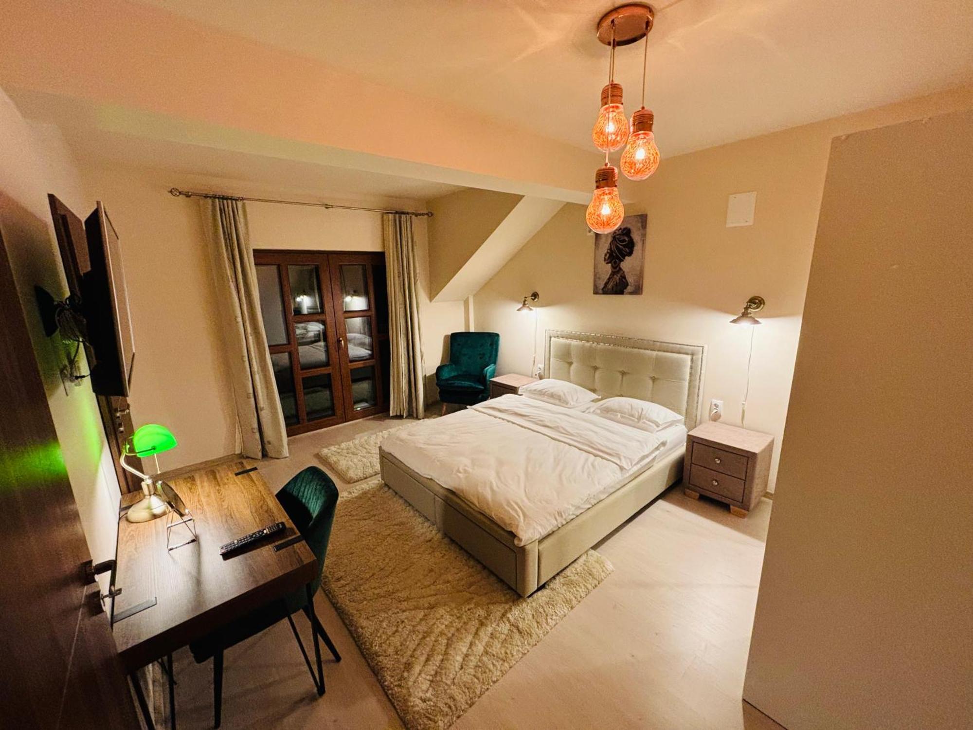 Mellis Boutique 3*